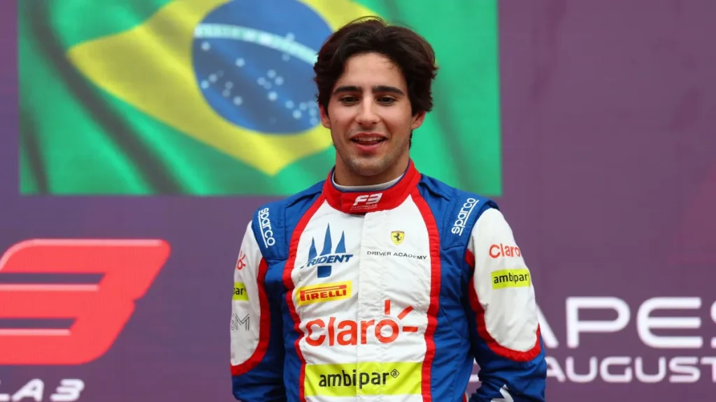 A imagem atual não possui texto alternativo. O nome do arquivo é: Rafael-Camara-1-e1754222321824.webp